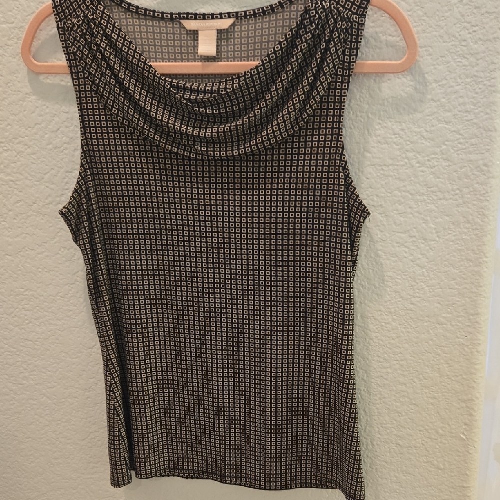 Black and White Sleeveless Top
